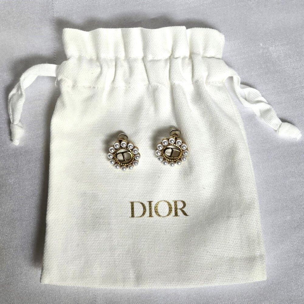 Dior Petit CD Baroque Stud Earrings with Pearls & CD Logo Rare & Authentic - Picture 6 of 8